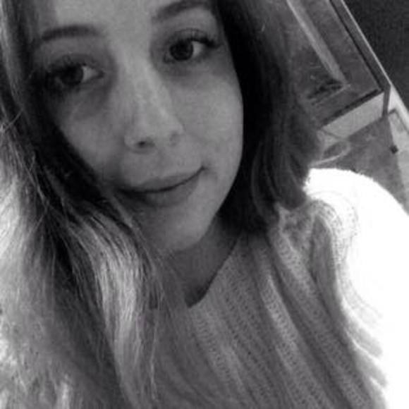 Meet your Posher, Kylee - Picture 1 of 1